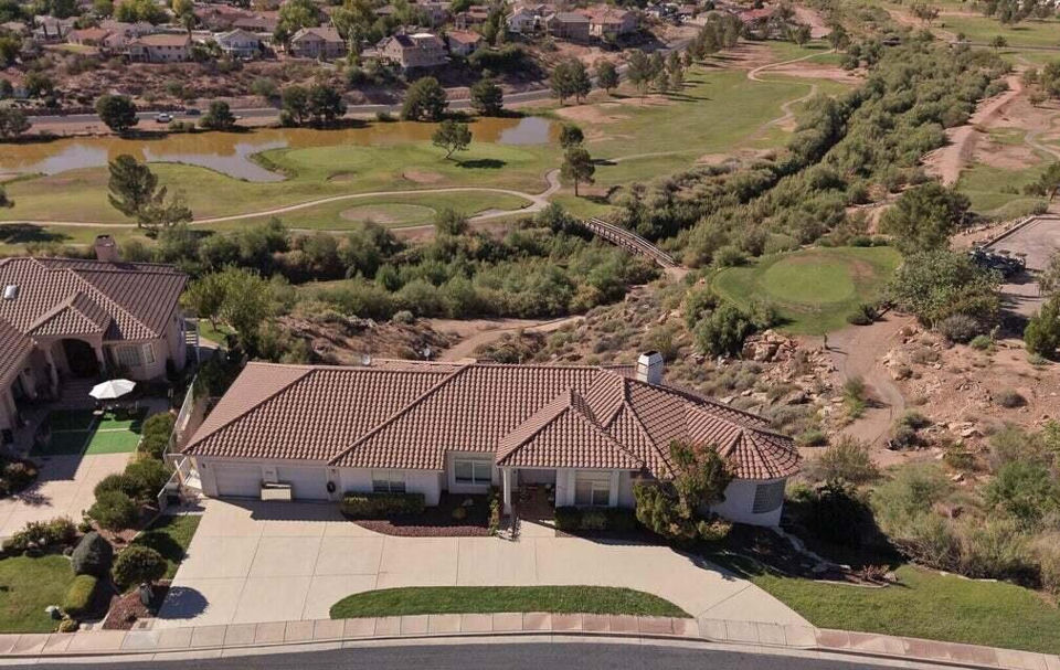 2262 S 1400 E, St George, photo 2