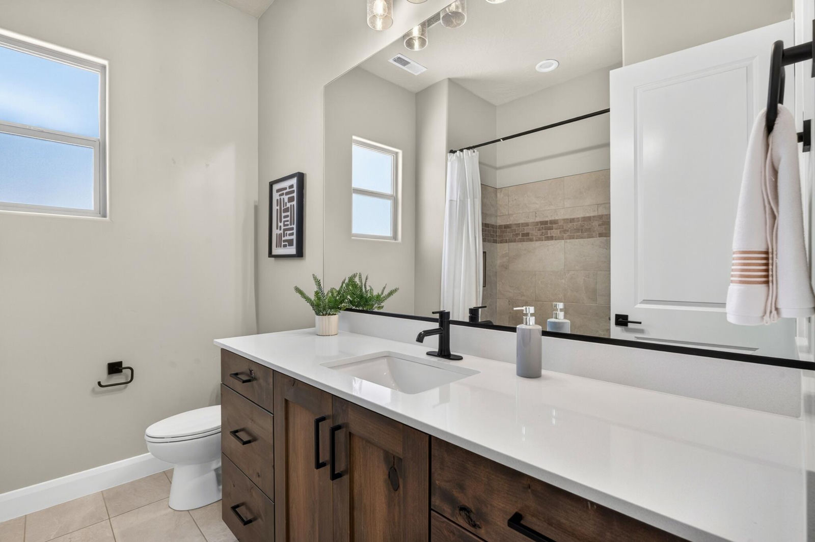 174 S 620 W, Ivins, photo 29 of 66