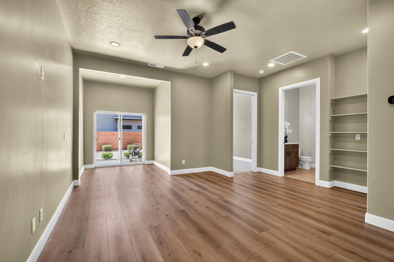 174 S 620 W, Ivins, photo 20 of 66
