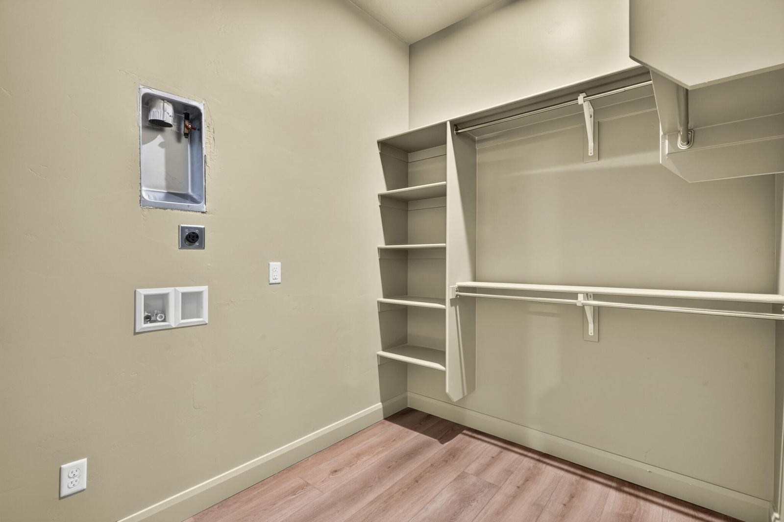174 S 620 W, Ivins, photo 25 of 66