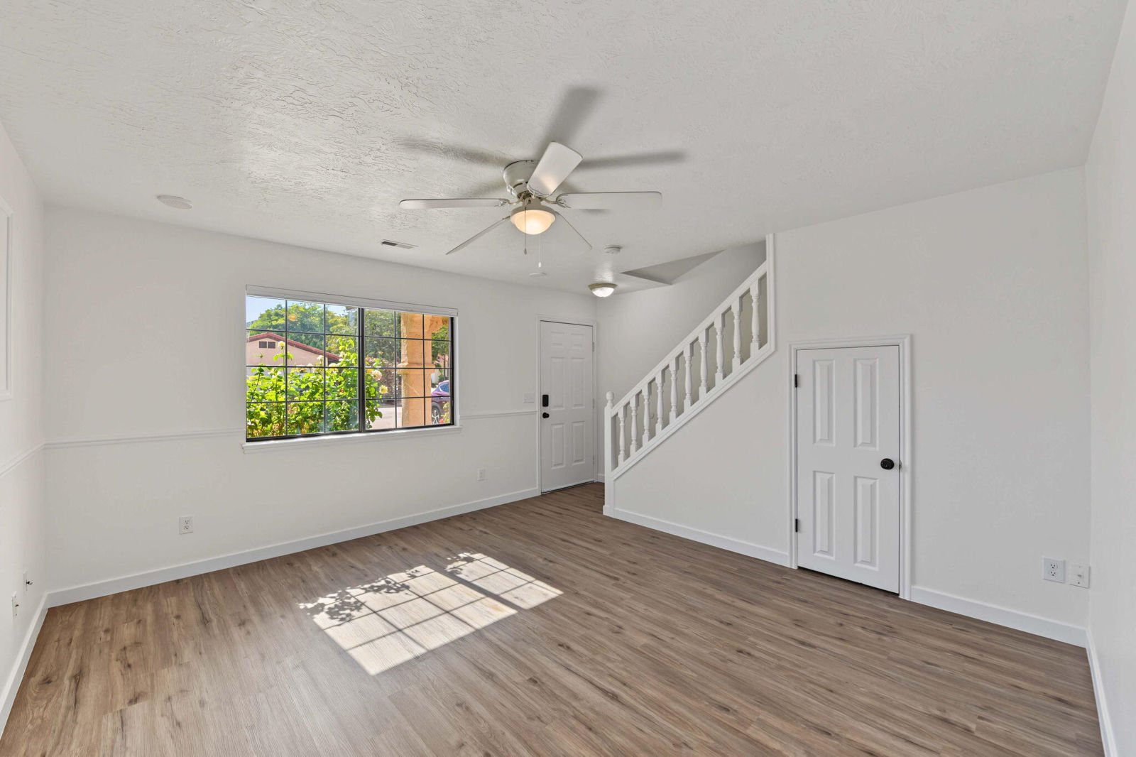 2130 W 70 S, 8, Hurricane, photo 13 of 29