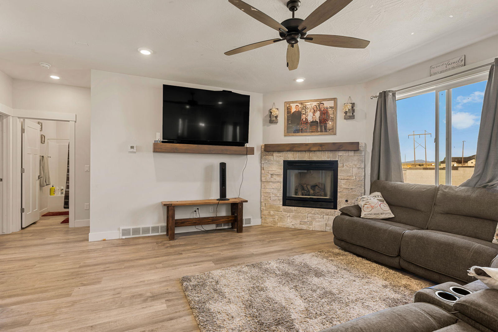 5078 N Heather Hue Road, Enoch, photo 4 of 34
