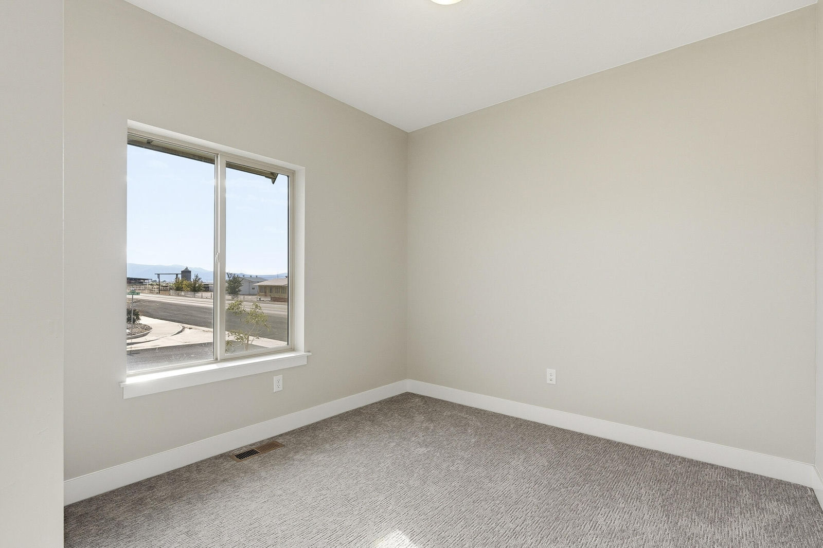 3614 W Foundation Trail, Cedar City, photo 28 of 54