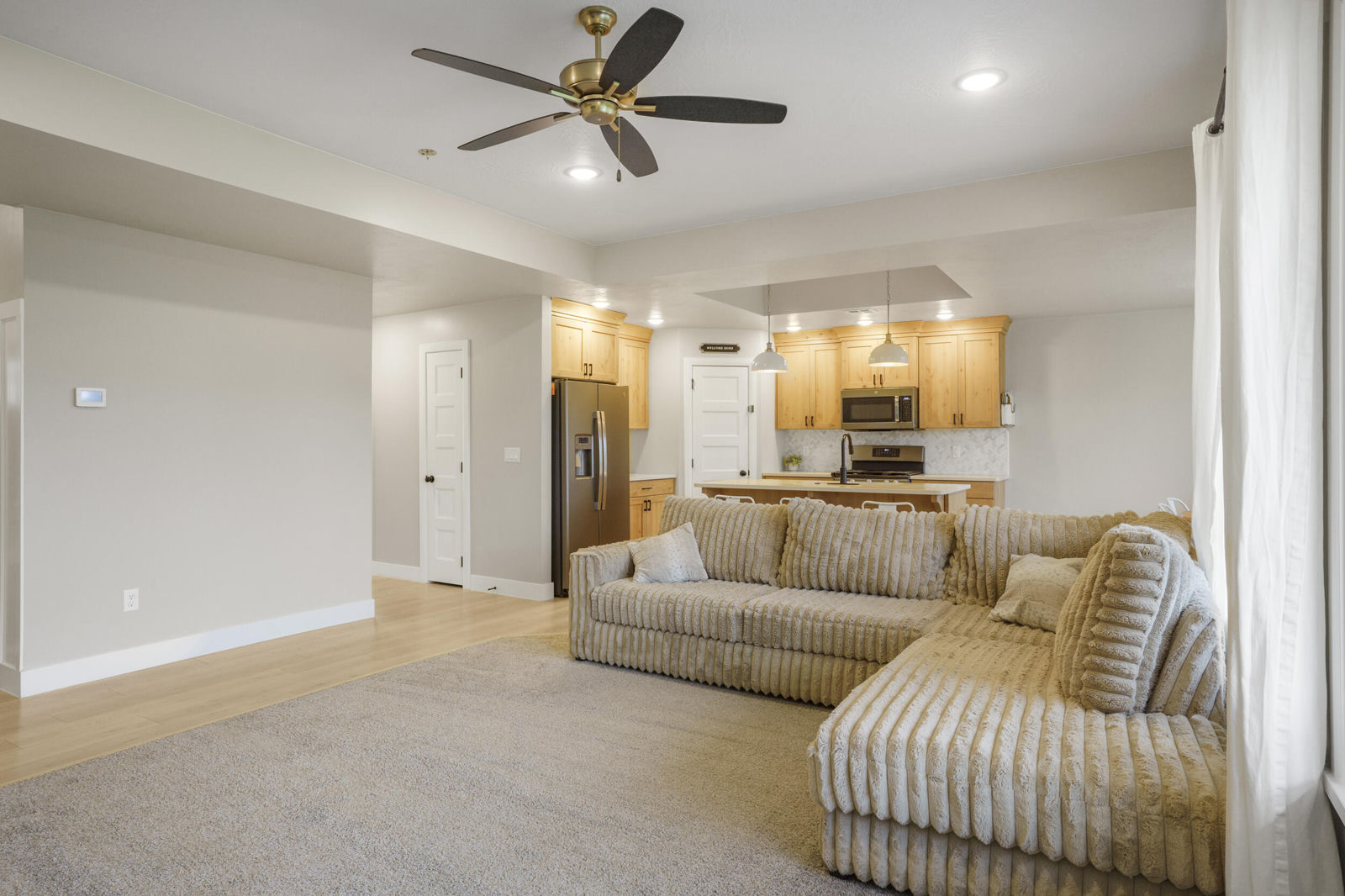 1255 E Southern Homestead Blvd, Enoch, photo 7 of 33