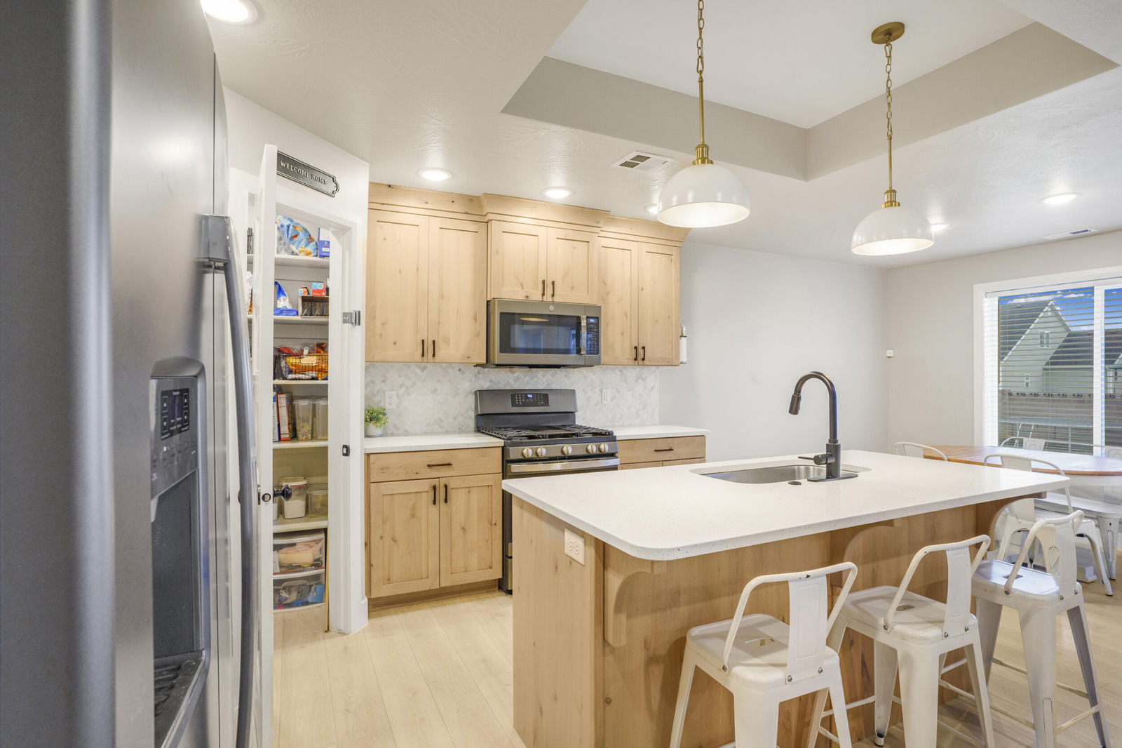 1255 E Southern Homestead Blvd, Enoch, photo 8 of 33