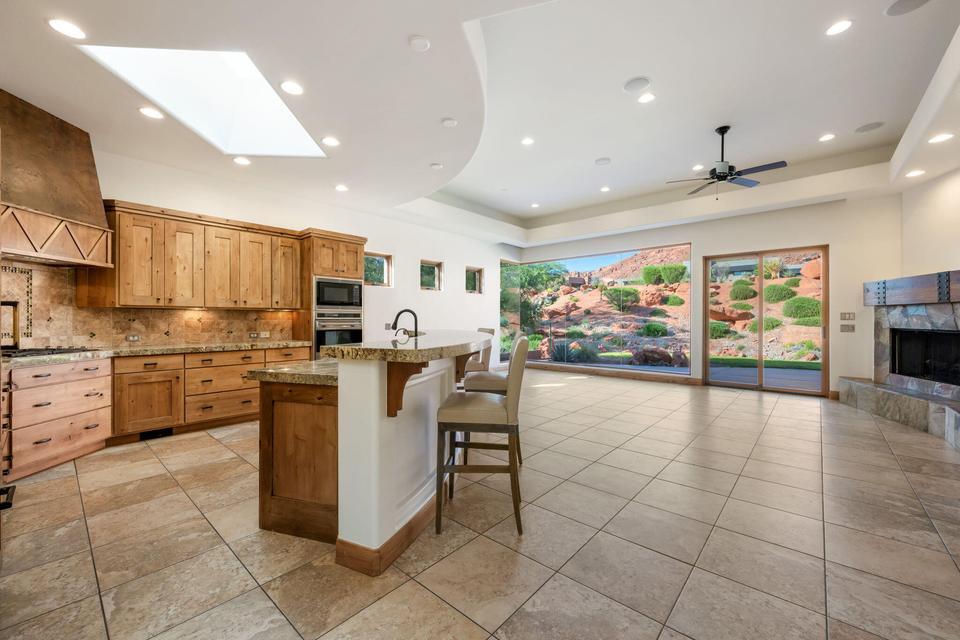 2336 W Entrada Trail, 36, St George, photo 6 of 32