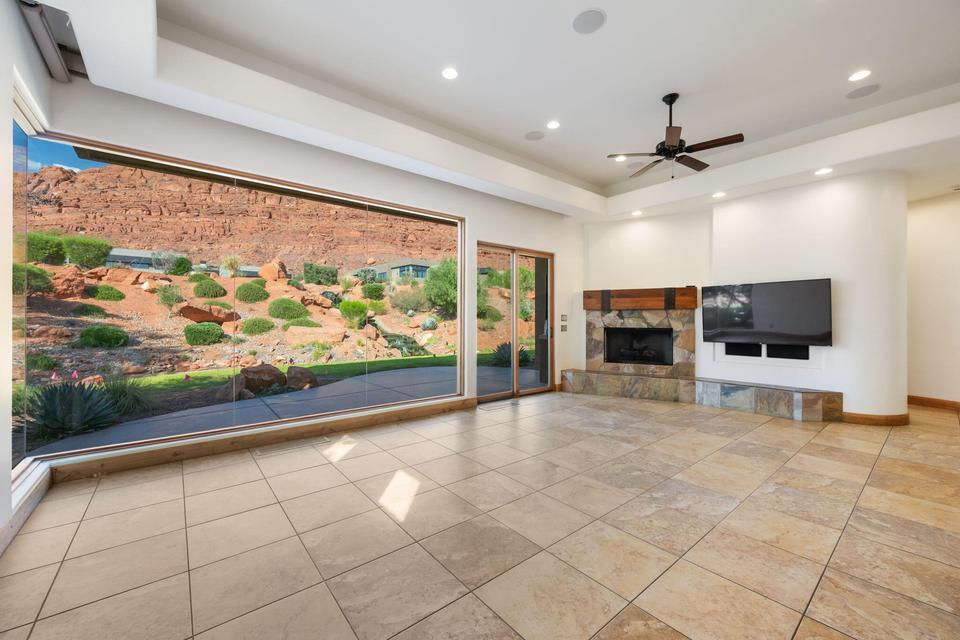 2336 W Entrada Trail, 36, St George, photo 11 of 32
