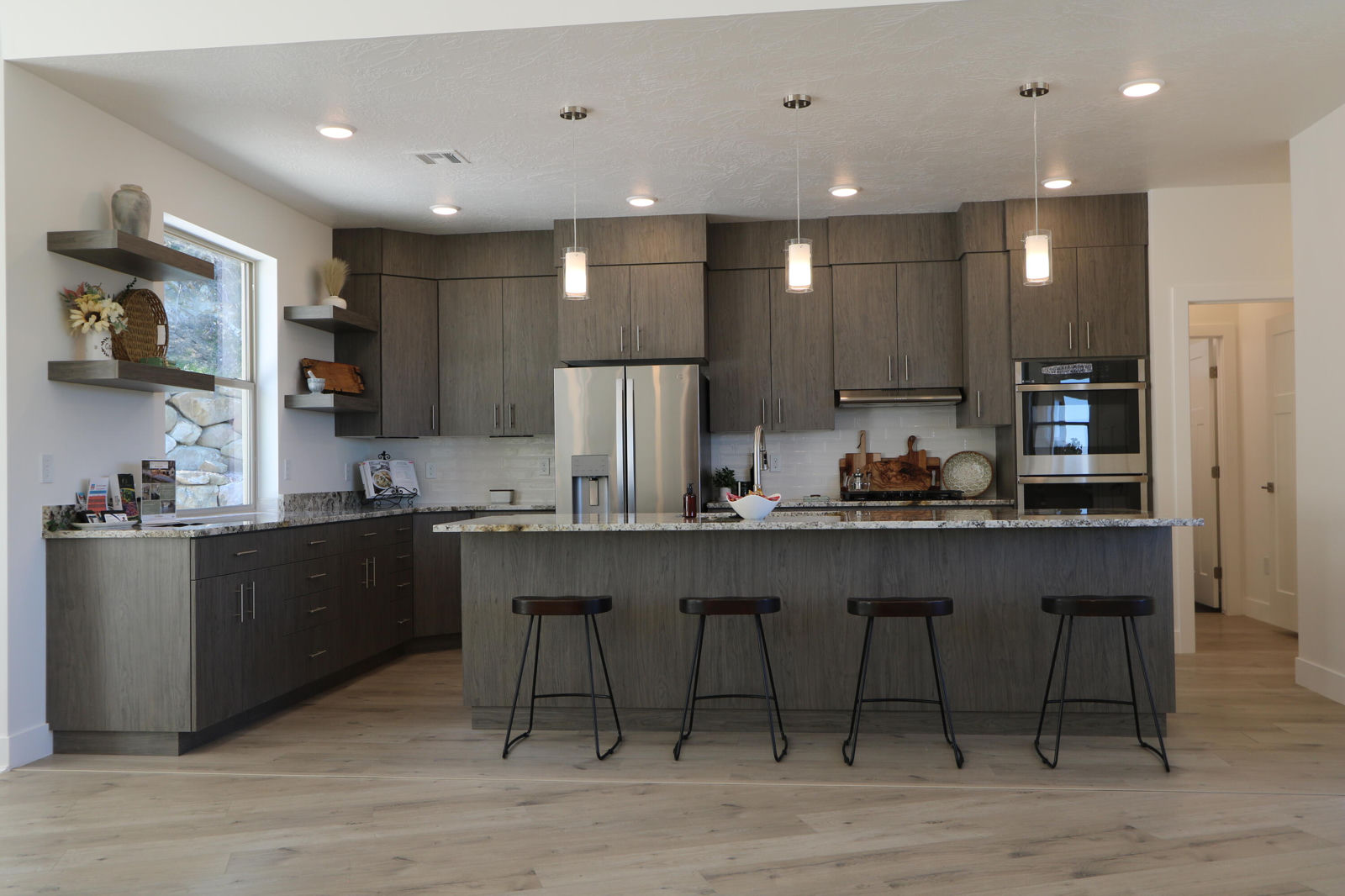 1824 N Splinter Wood LN, Cedar City, photo 16 of 117