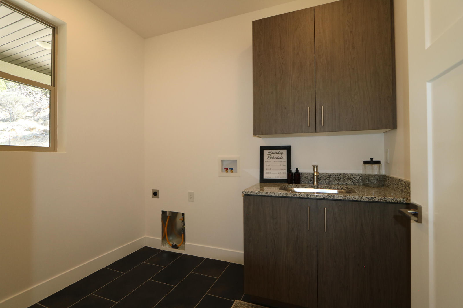 1824 N Splinter Wood LN, Cedar City, photo 14 of 117