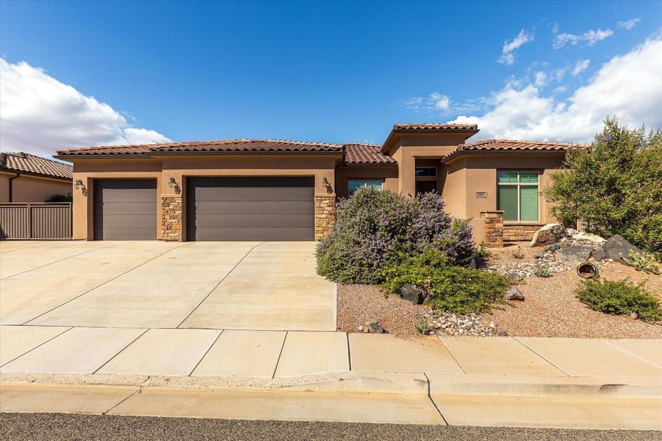 2087 N Reserve Parkway, Washington, photo 2 of 35