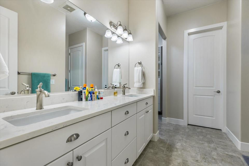 2087 N Reserve Parkway, Washington, photo 16 of 35