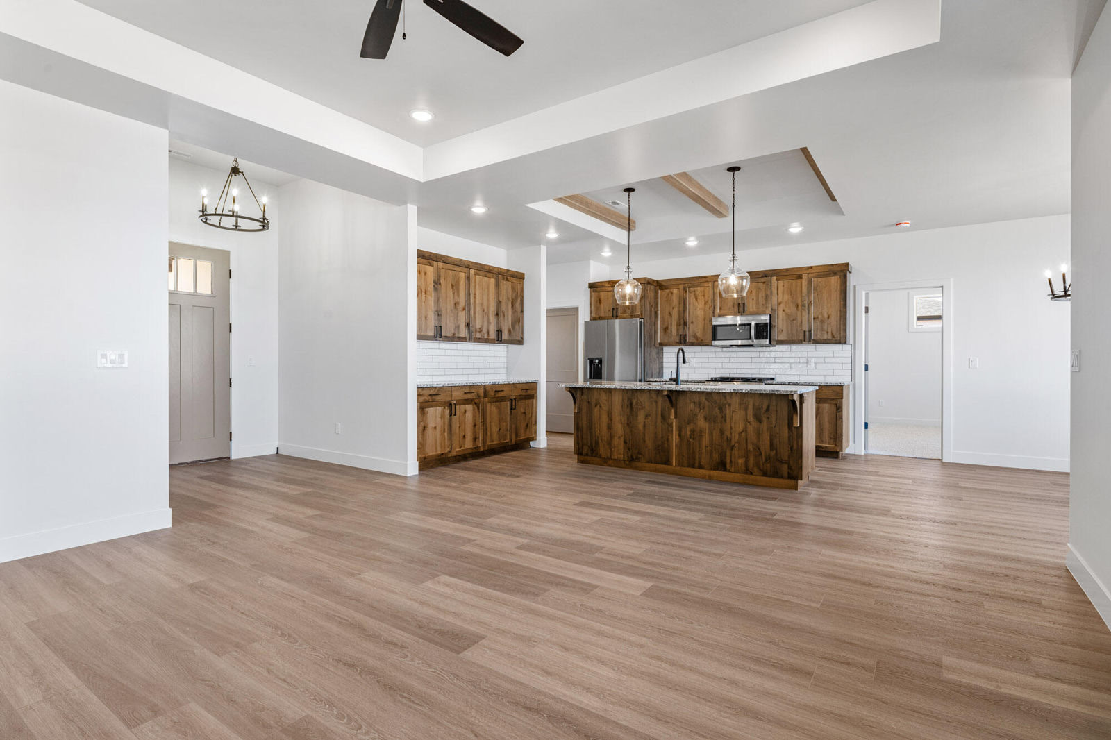 1079 N Olesia ST, Cedar City, photo 5 of 25