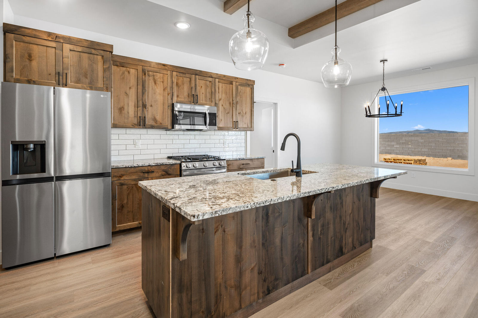 1079 N Olesia ST, Cedar City, photo 9 of 25