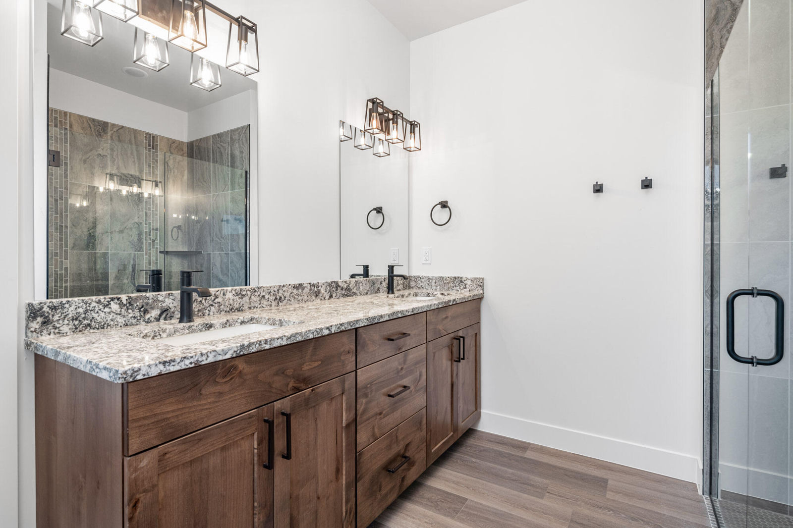 1079 N Olesia ST, Cedar City, photo 18 of 25