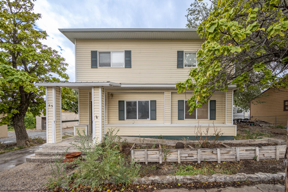 45 W Center ST, Milford