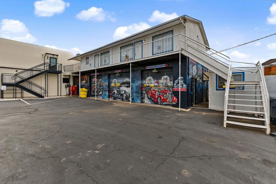 165 W St George Blvd, St George, photo 14 of 17