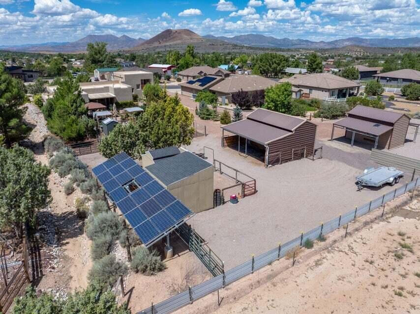 738 High Ground DR, Dammeron Valley, photo 3