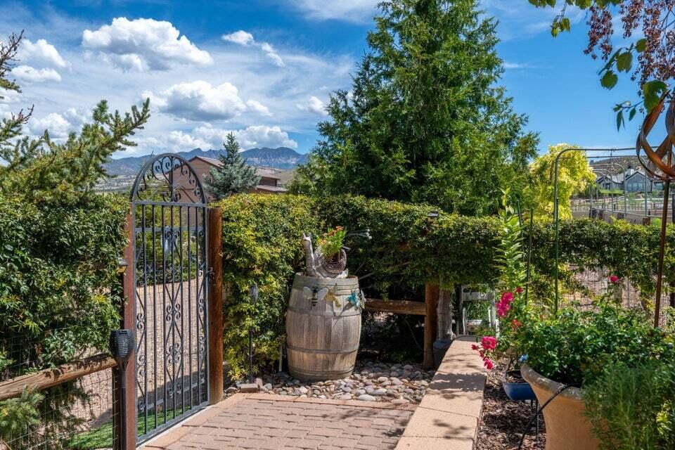 738 High Ground DR, Dammeron Valley, photo 53 of 65