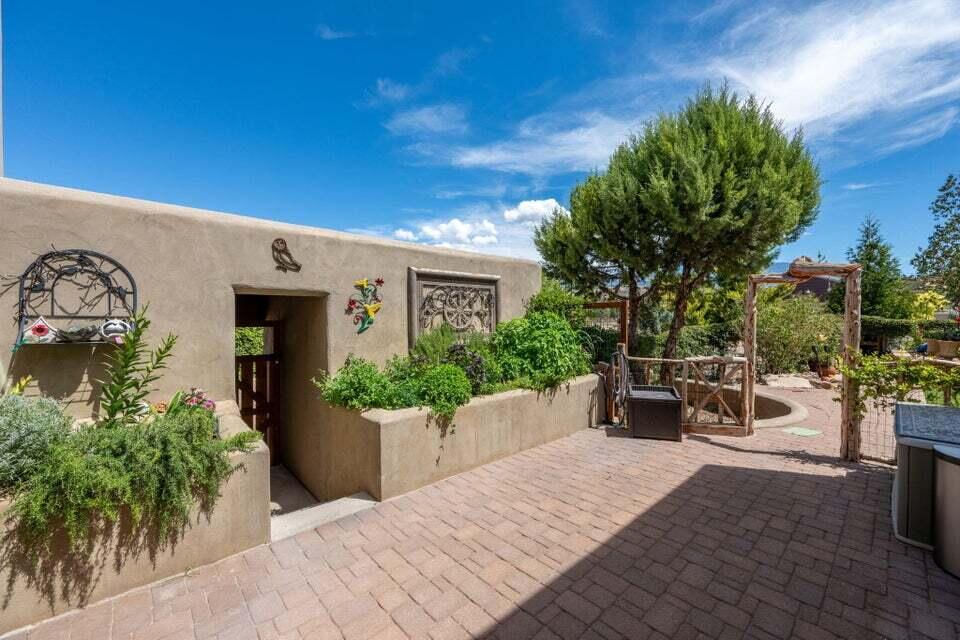 738 High Ground DR, Dammeron Valley, photo 55 of 65