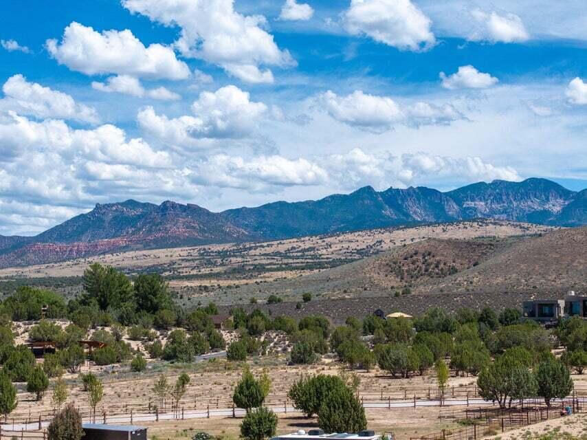 738 High Ground DR, Dammeron Valley, photo 64 of 65