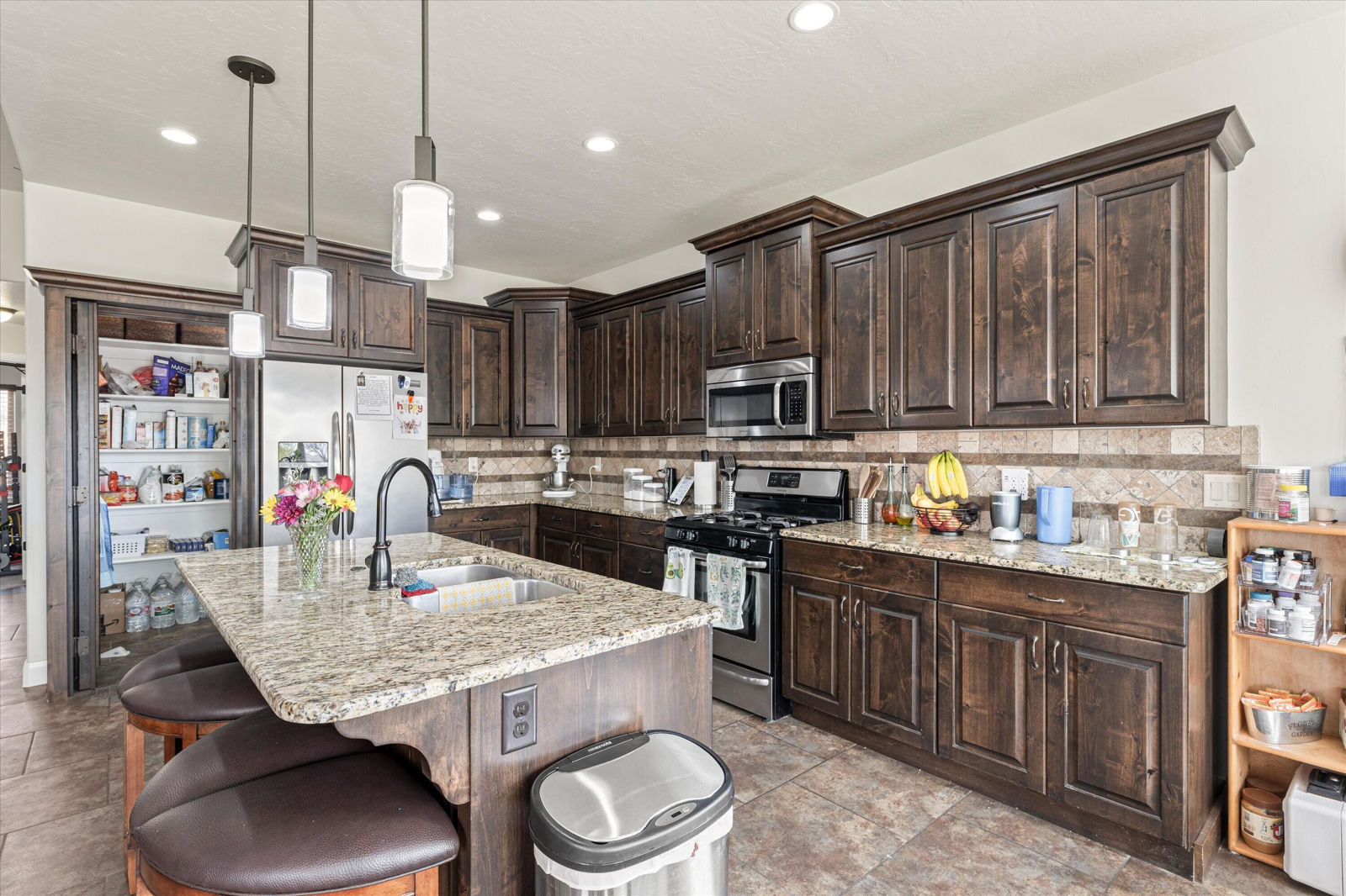 555 N Torey LN, Hurricane, photo 12 of 46