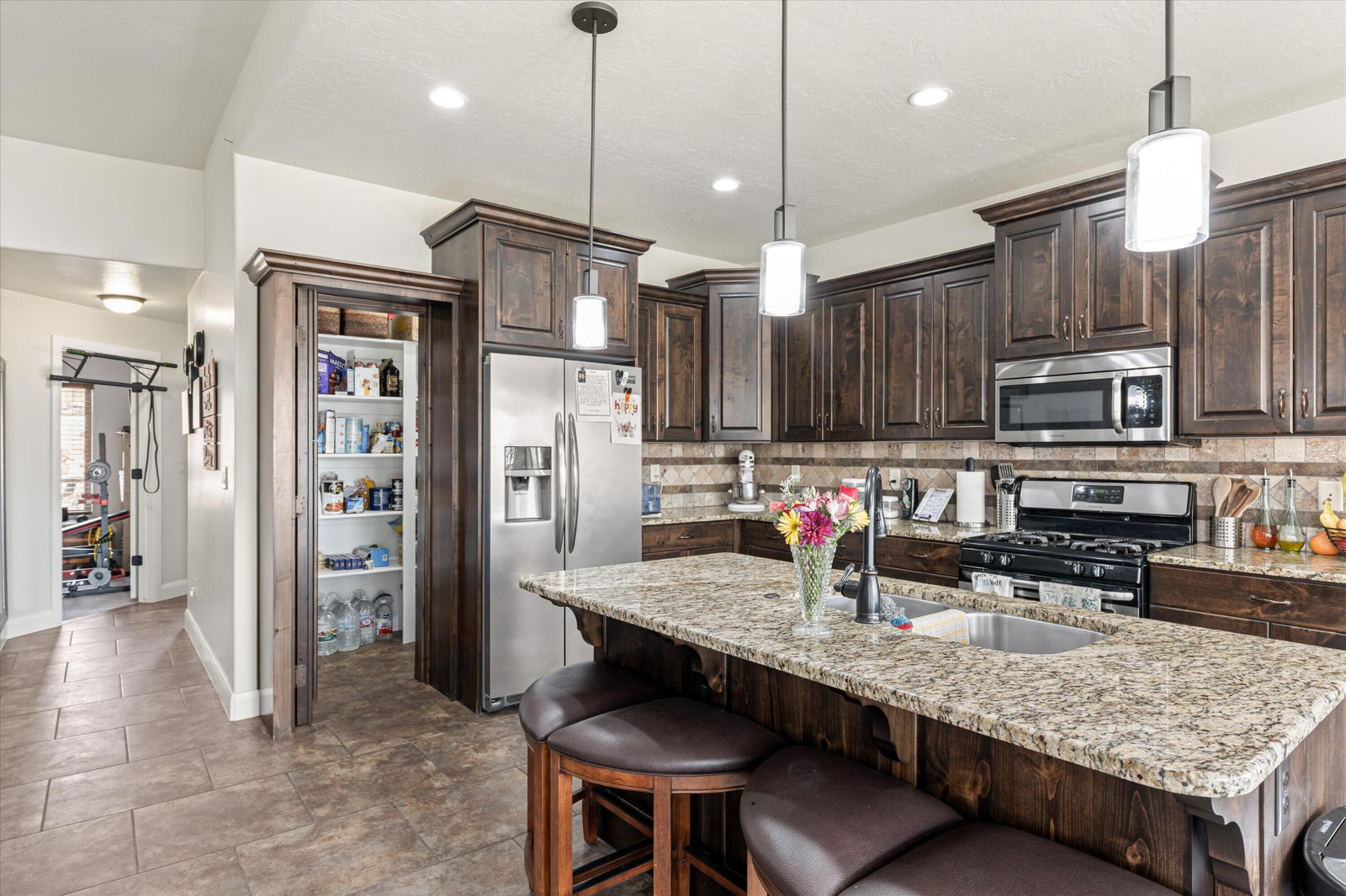 555 N Torey LN, Hurricane, photo 14 of 46