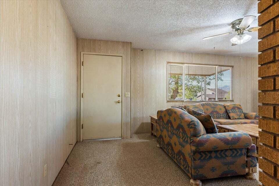 175 E 300 N, Ivins, photo 8 of 39
