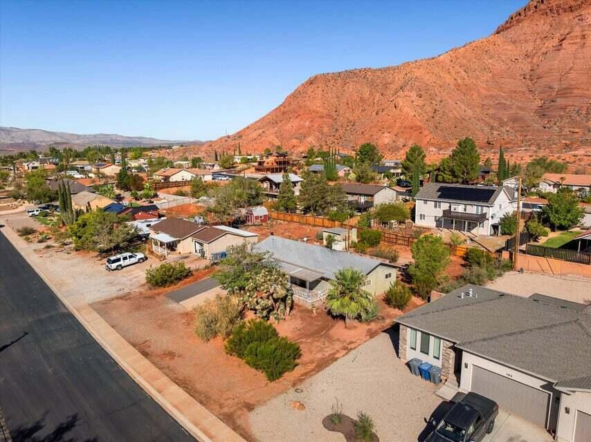 175 E 300 N, Ivins, photo 33 of 39