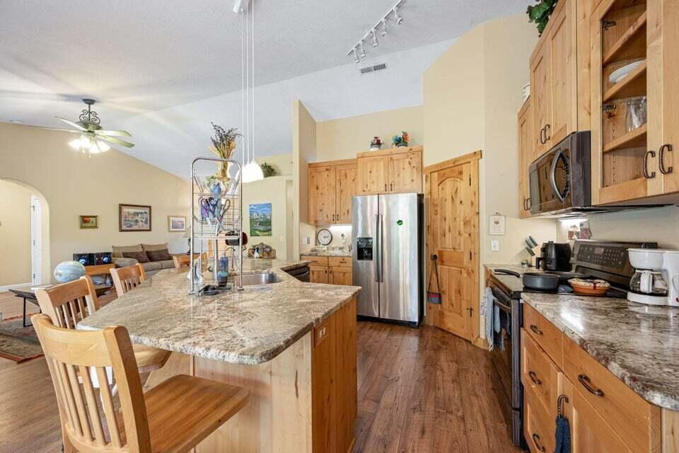 210 N Mall DR, 115, St George, photo 6 of 22