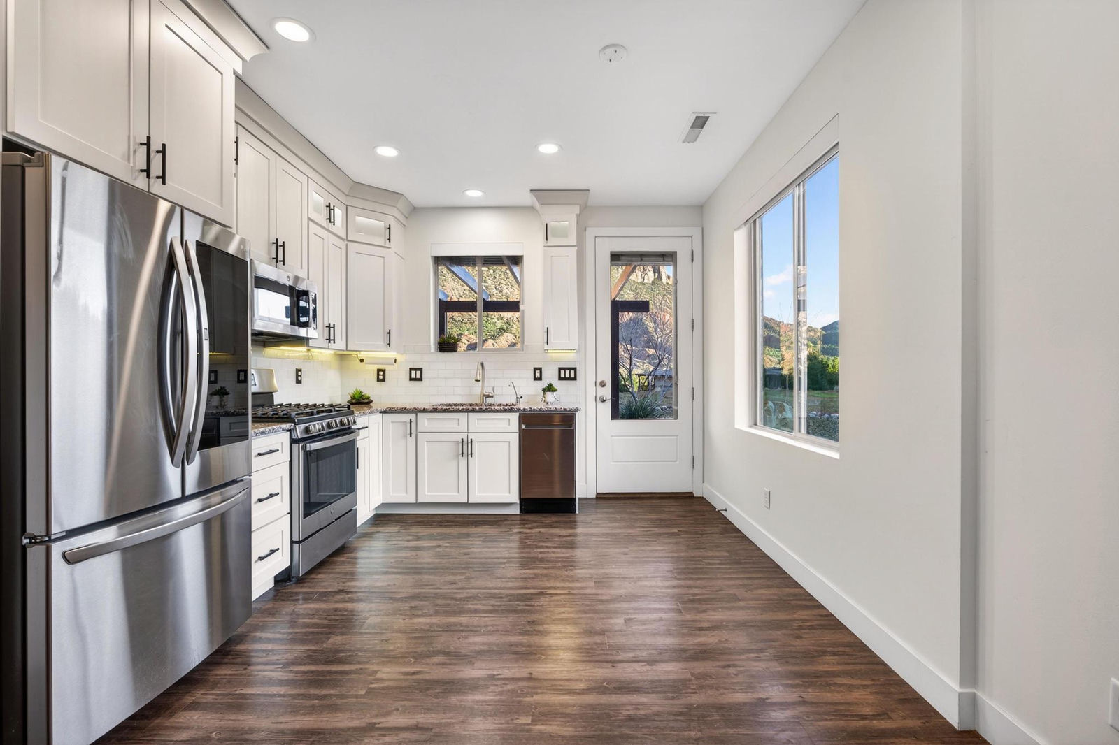 101 Trapper CIR, F, Springdale, photo 41 of 82