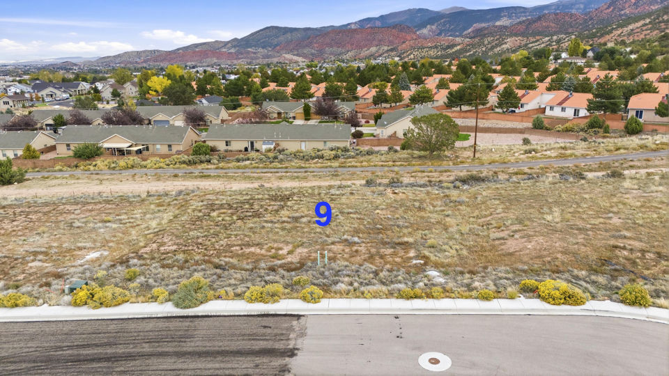 1581/1571 S Melanie Way S, LOT 9, Cedar City