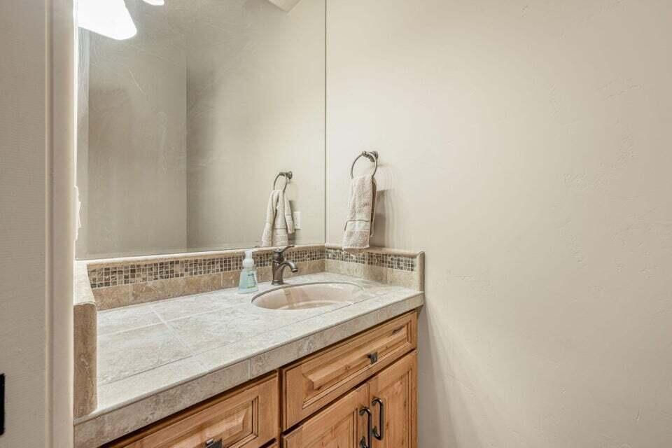 1747 W Red Cloud DR, St George, photo 12 of 44