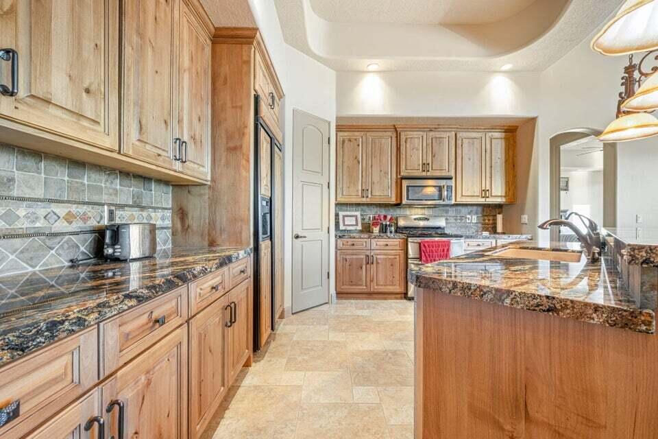 1747 W Red Cloud DR, St George, photo 13 of 44