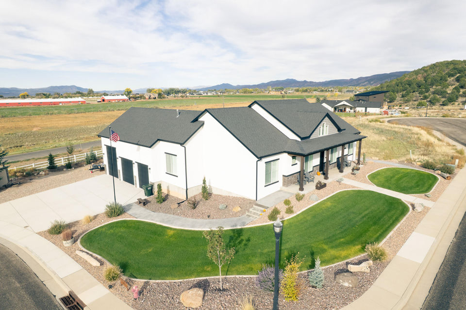 699 S 1600 W, Parowan, photo 2
