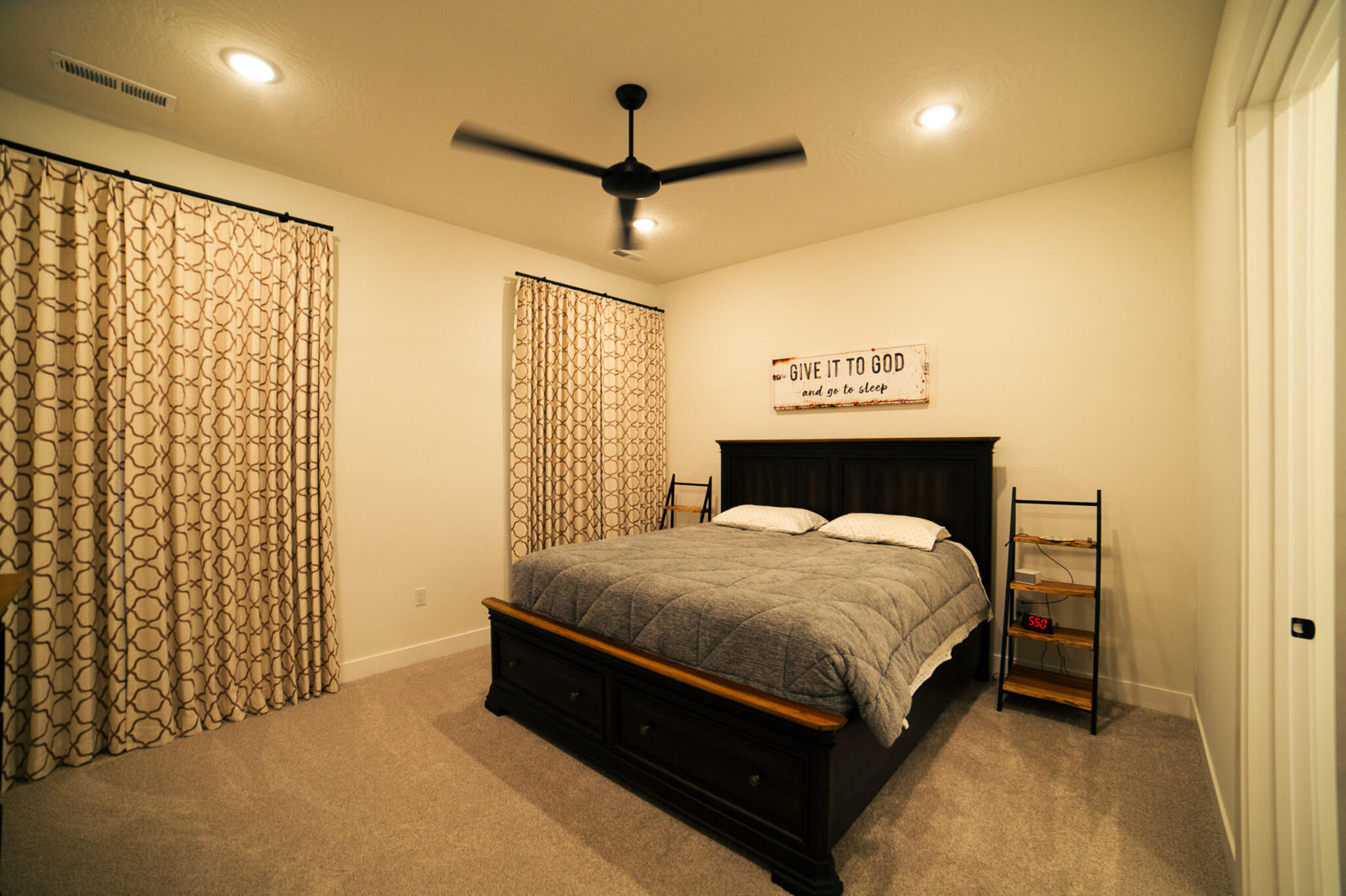 699 S 1600 W, Parowan, photo 30 of 60