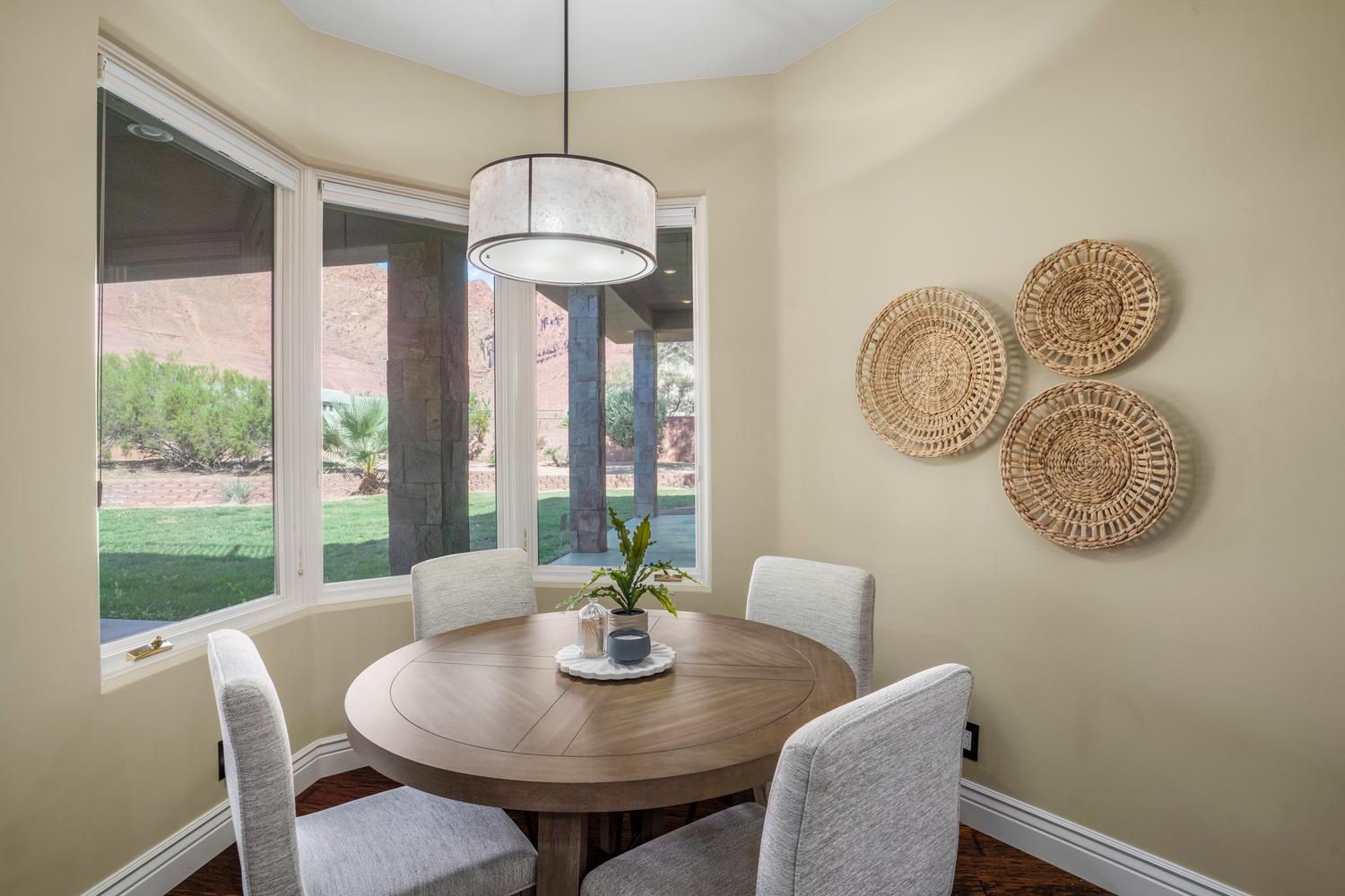 307 N Painted Hills DR, Ivins, photo 16 of 39