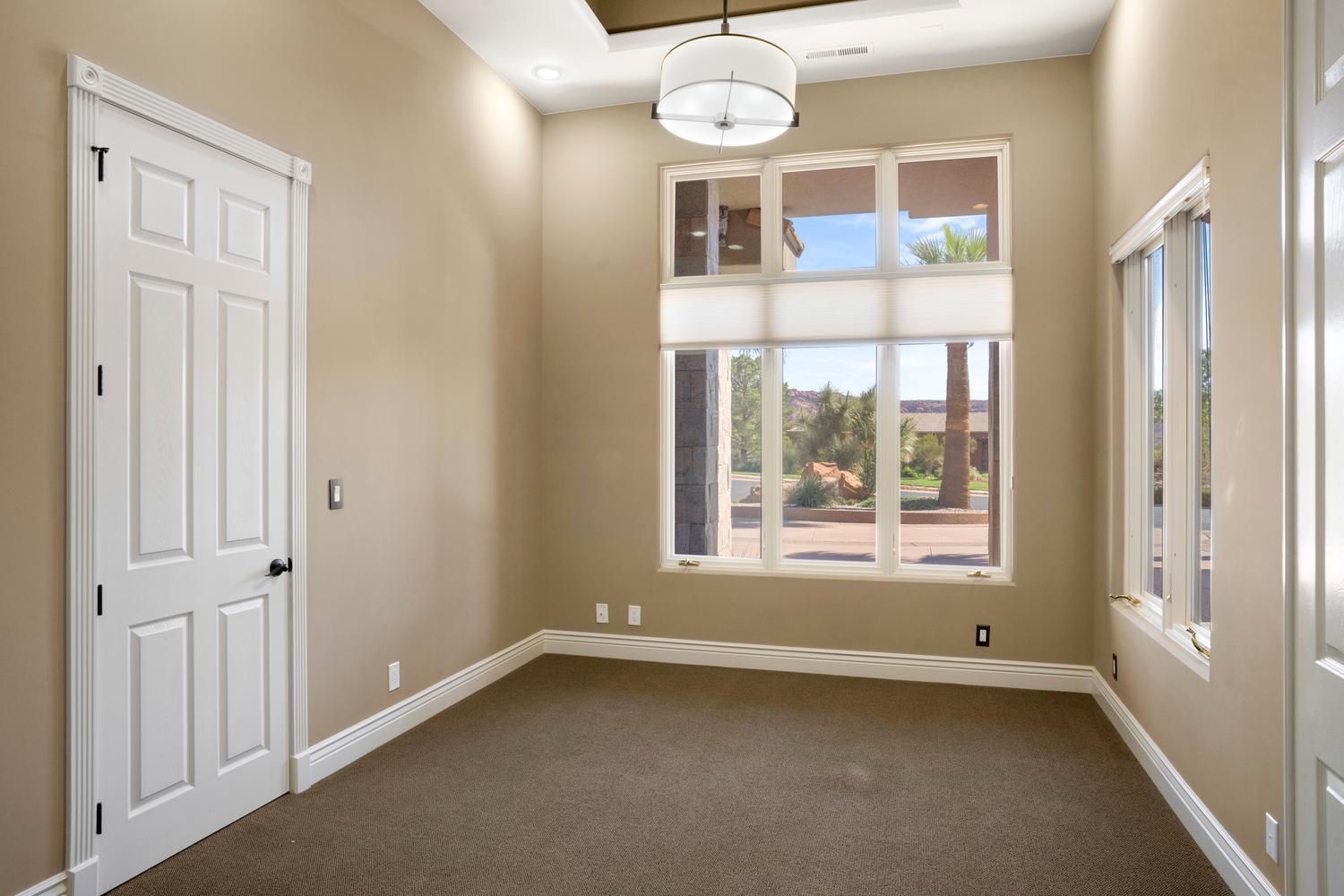 307 N Painted Hills DR, Ivins, photo 21 of 39