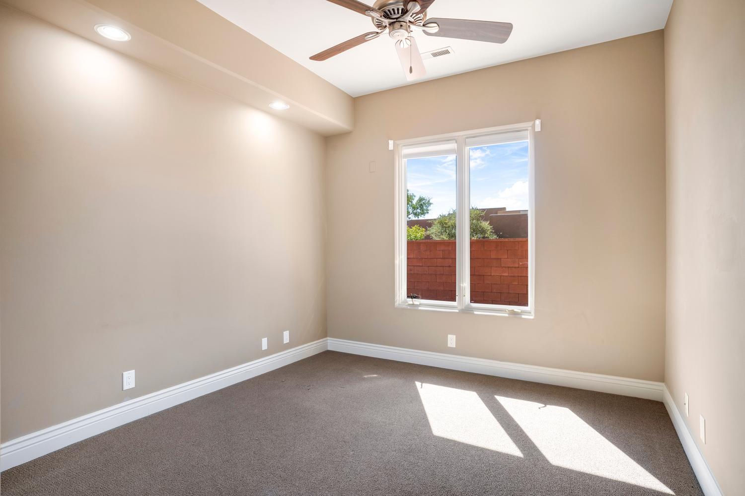 307 N Painted Hills DR, Ivins, photo 23 of 39