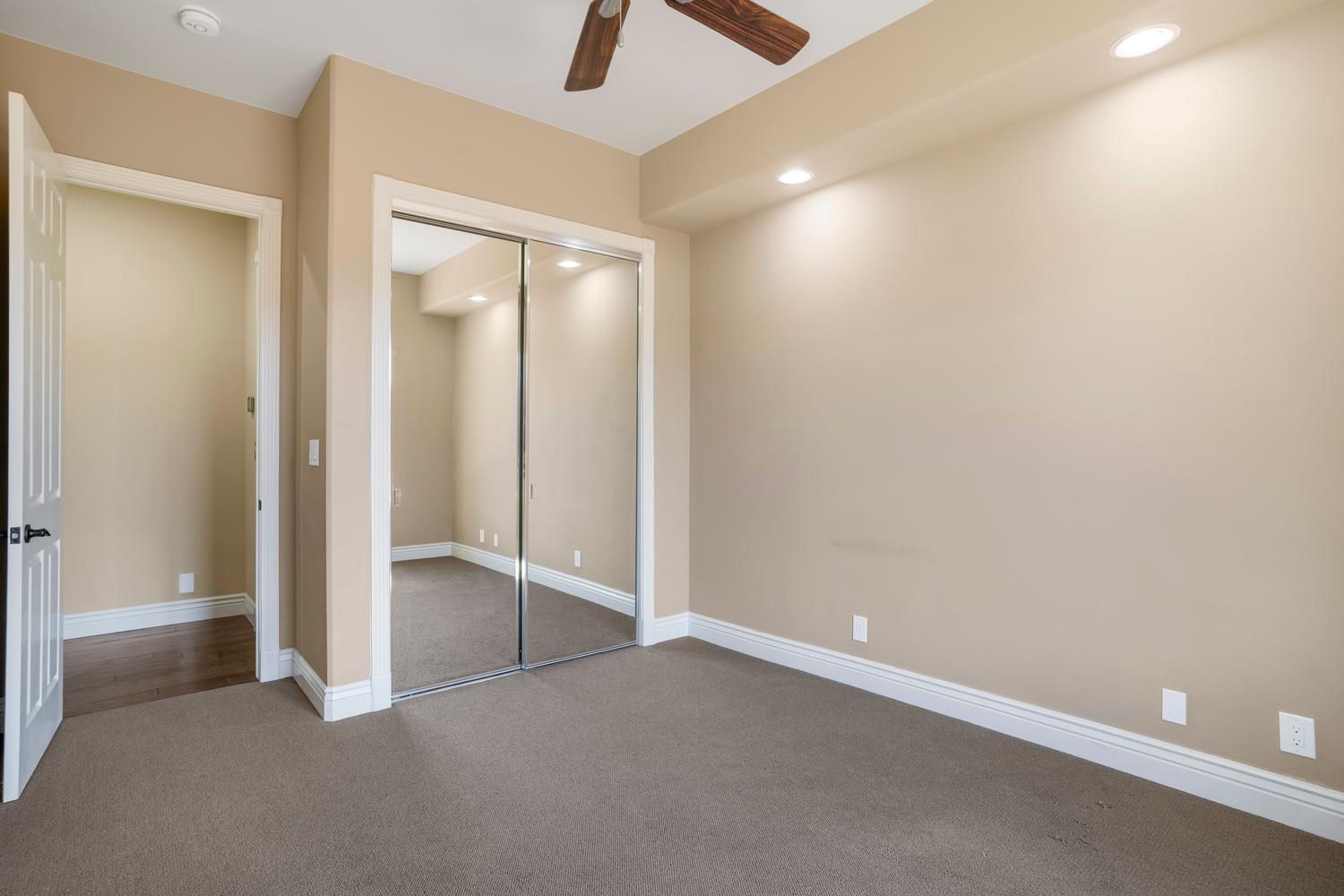 307 N Painted Hills DR, Ivins, photo 24 of 39