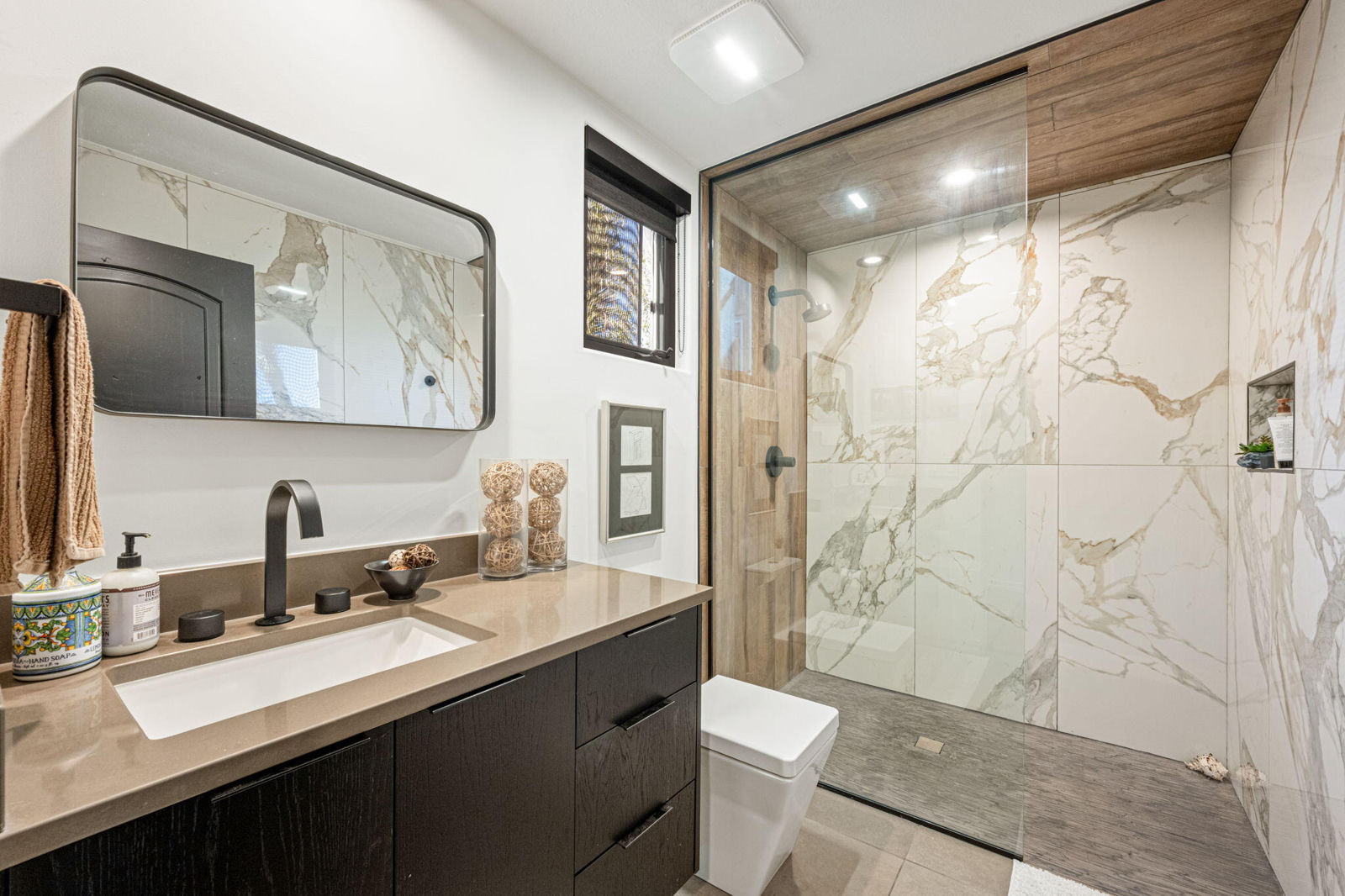 1114 Two Moons CIR, Ivins, photo 22 of 45