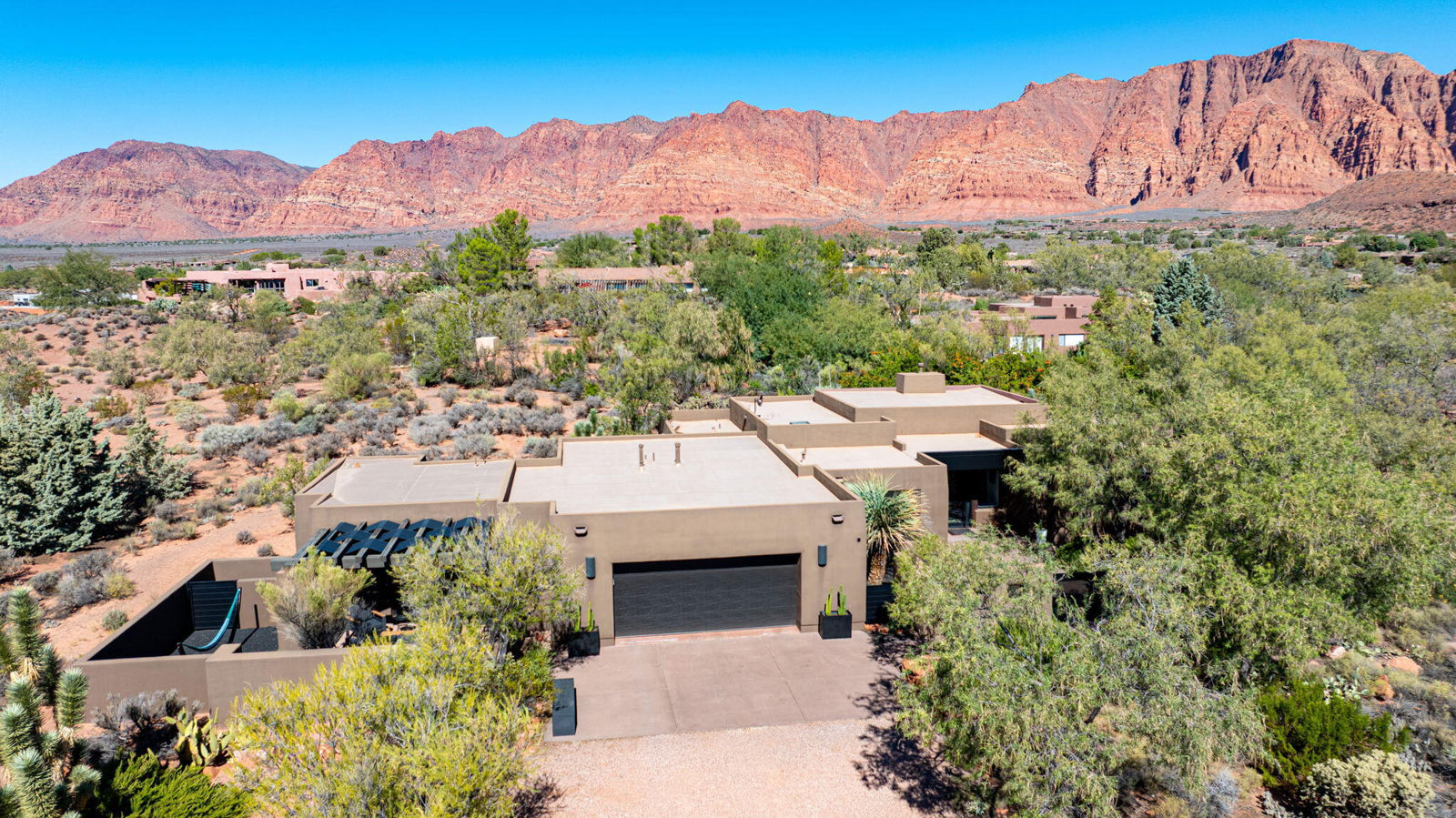 1114 Two Moons CIR, Ivins, photo 1
