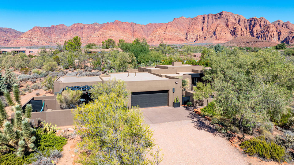 1114 Two Moons CIR, Ivins, photo 3