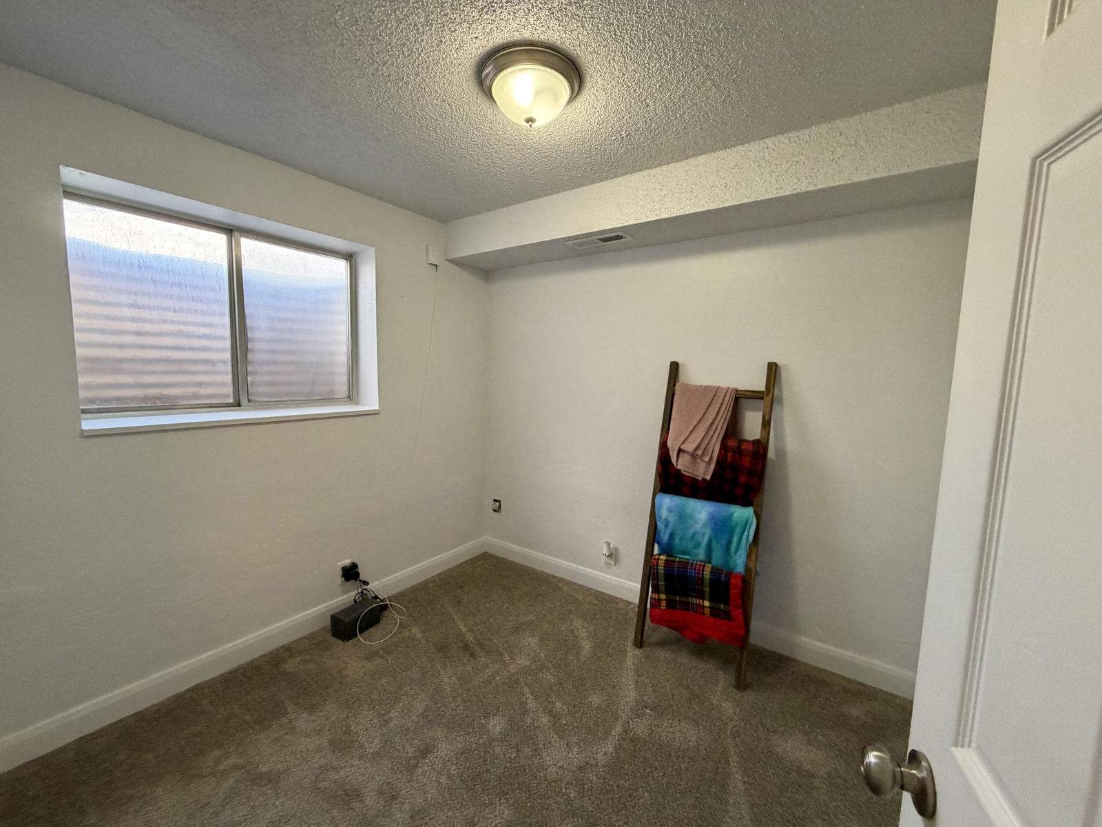 387 W North Cedar Blvd N, Cedar City, photo 16 of 20