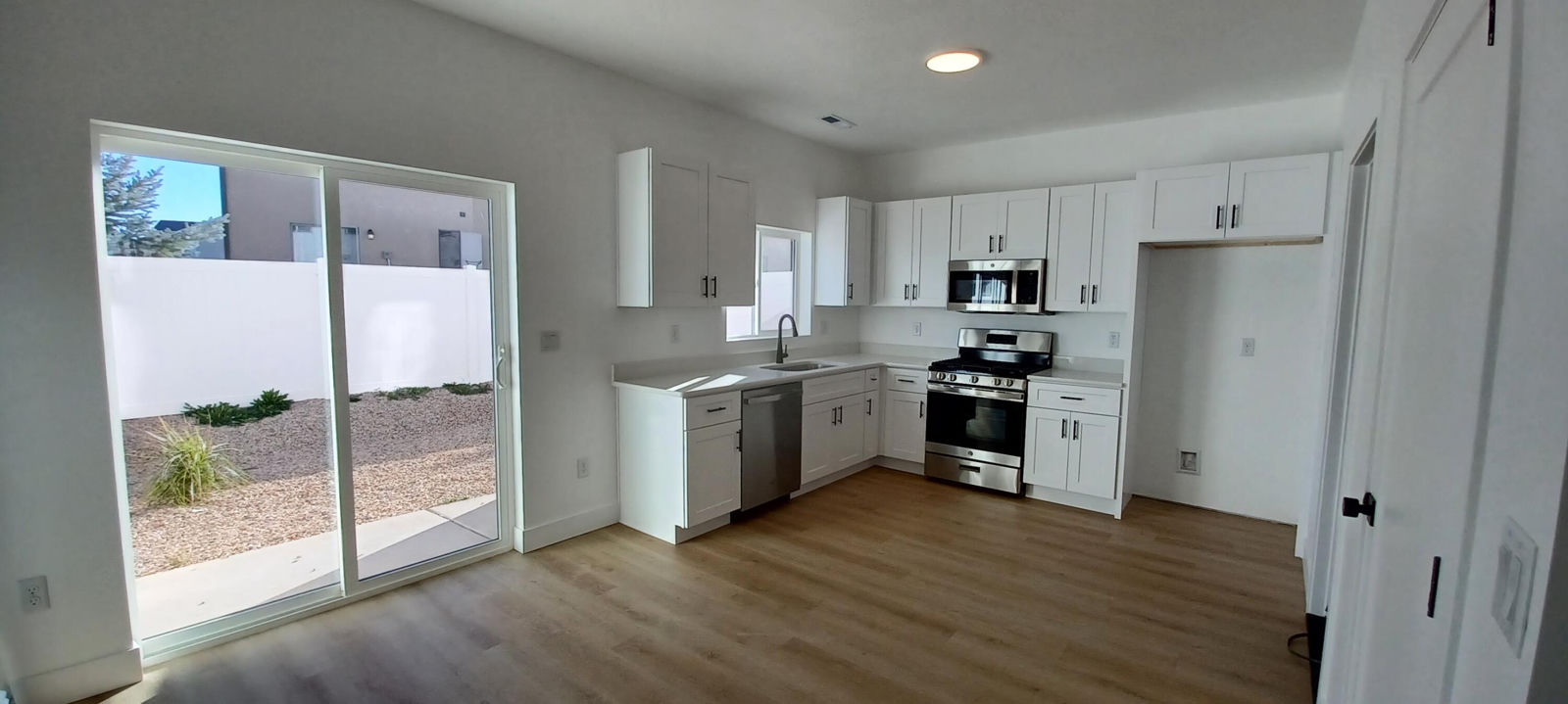 1681 W 2925 N, 3G, Cedar City, photo 6 of 35